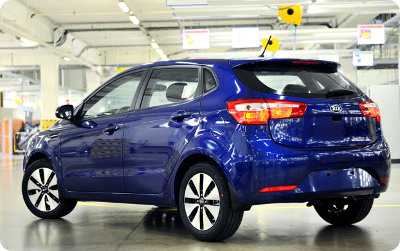 Конкуренты Ford Fiesta New : Kia Rio 2011 хэтчбек, русская версия