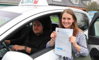 Как получить водительские права без паники: понятный план обучения в автошколе