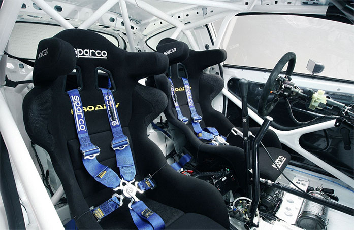 Салон Ford Fiesta S2000
