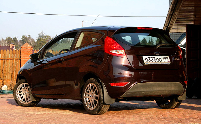 Литые диски на Ford Fiesta Brown