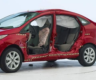 Краш-тест Ford Fiesta 2011 Top Safety Pick